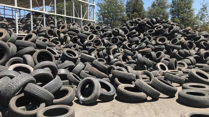 Estudio revela que casi un tercio de los neumáticos vendidos en Chile eluden el sistema de reciclaje Estudio revela que casi un tercio de los neumáticos vendidos en Chile eluden el sistema de reciclaje